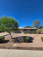 featured image of 620 E Broadway Ln