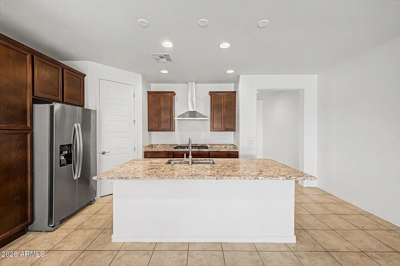 25417 S 229th Pl - Photo 5 of 40