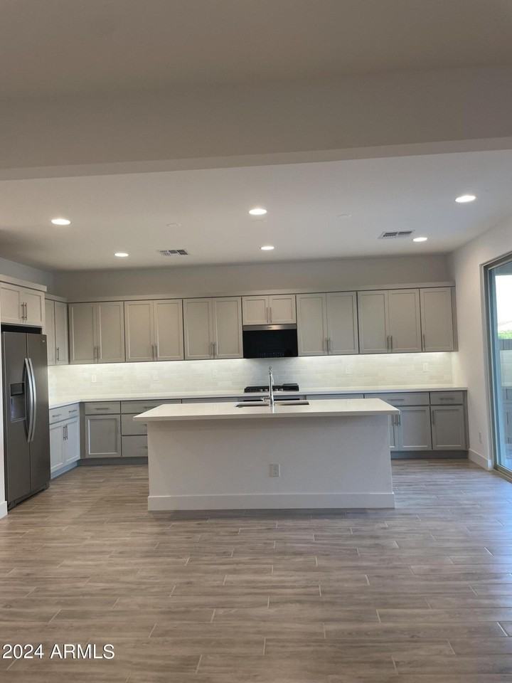 21289 E Superstition Dr - Photo 3 of 27