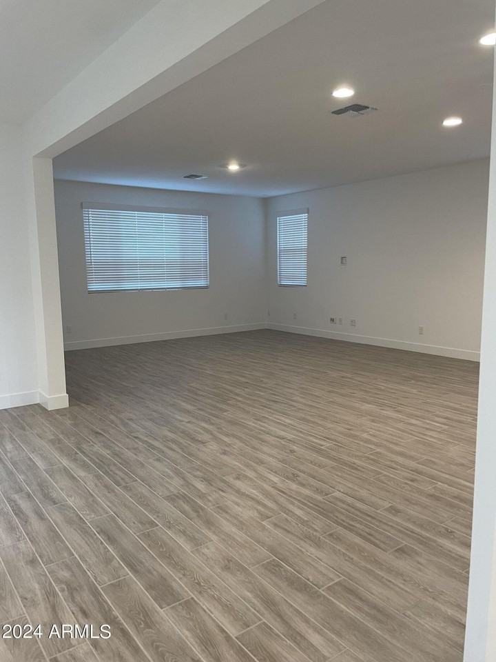 21289 E Superstition Dr - Photo 6 of 27