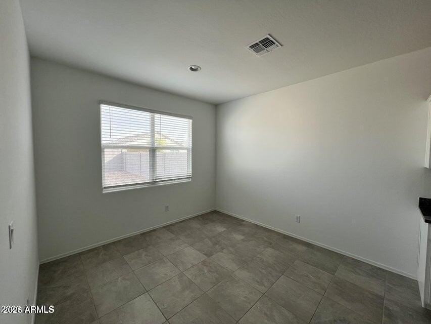 3532 N Sequoia St - Photo 6 of 22