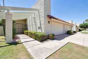 featured image of 5526 N 71st St
