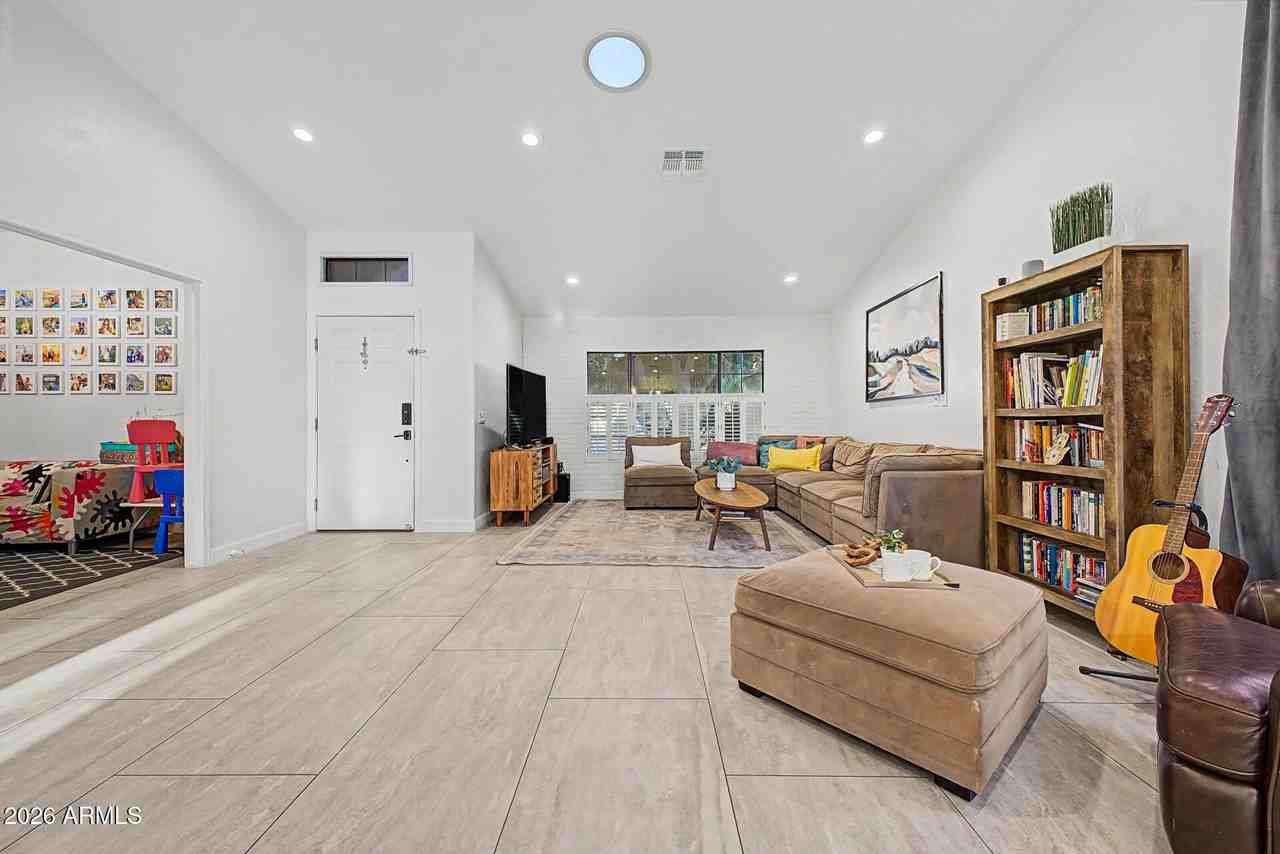 3040 S Rosemary Dr - Photo 7 of 50
