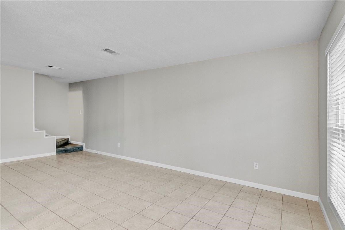 968 Park Meadow Dr - Photo 5 of 19