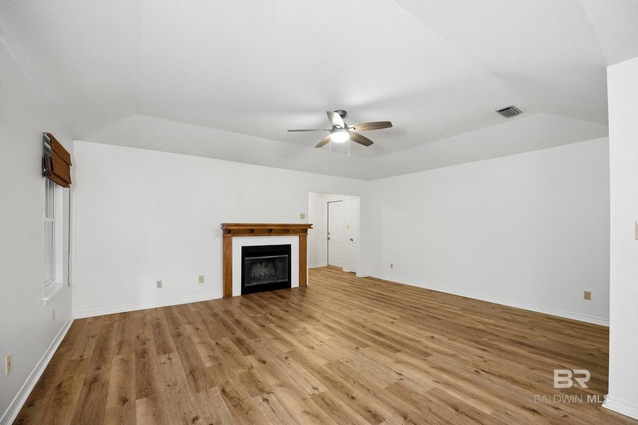 9 Pope Ct - Photo 7 of 21