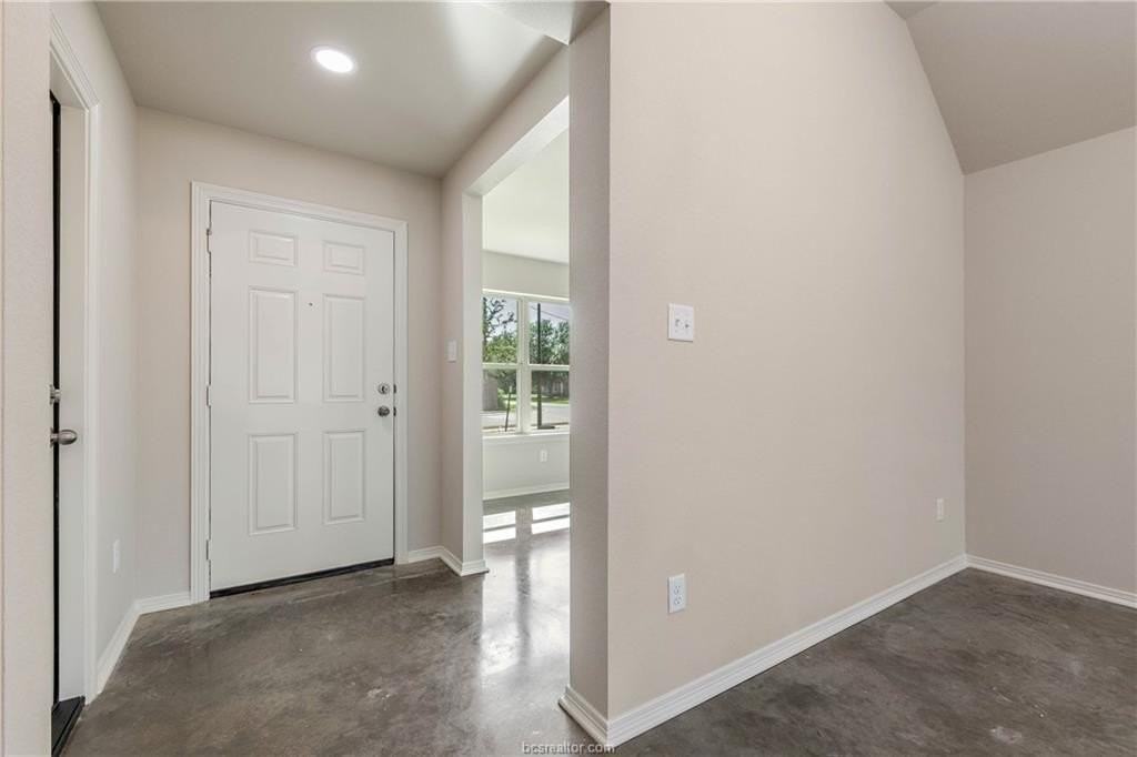 2807 Messenger Way - Photo 6 of 16