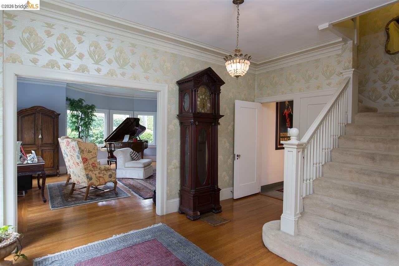16 Craig Ave - Photo 4 of 25