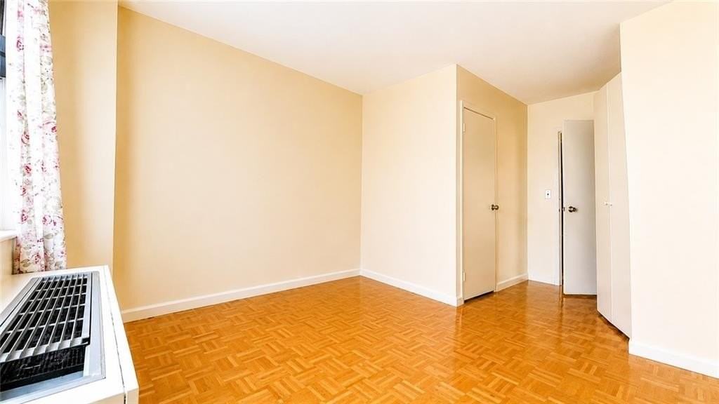 376 Broadway #3F - Photo 6 of 9