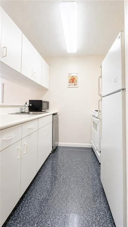 376 Broadway #3F - Photo 7 of 9