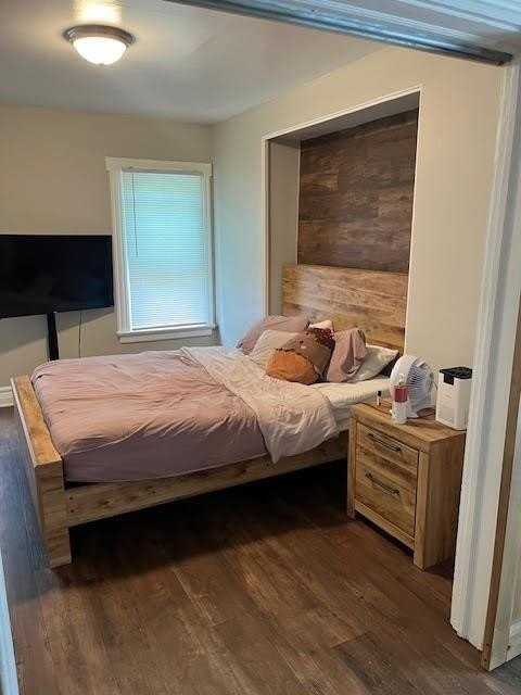 165 Benton St - Photo 7 of 13