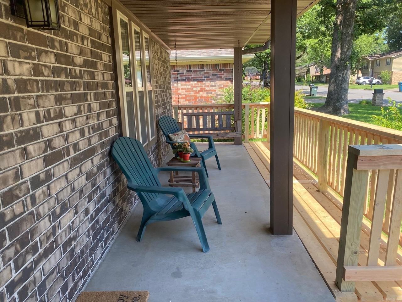 14106 Ridgewood Dr - Photo 2 of 23