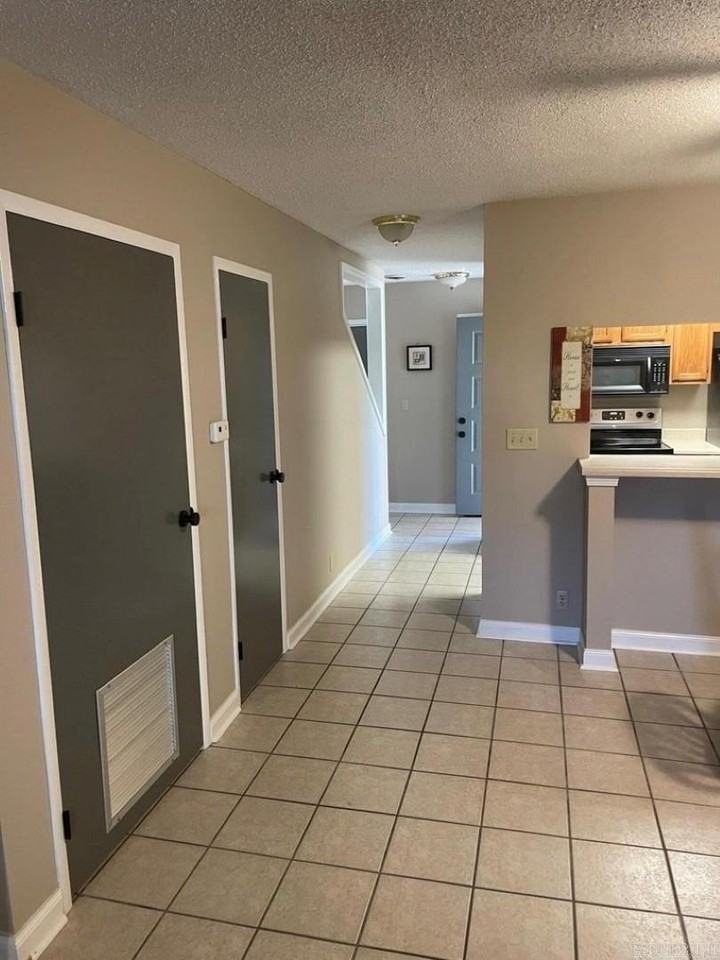 135 Hillview Unit 35 Drive - Photo 5 of 21