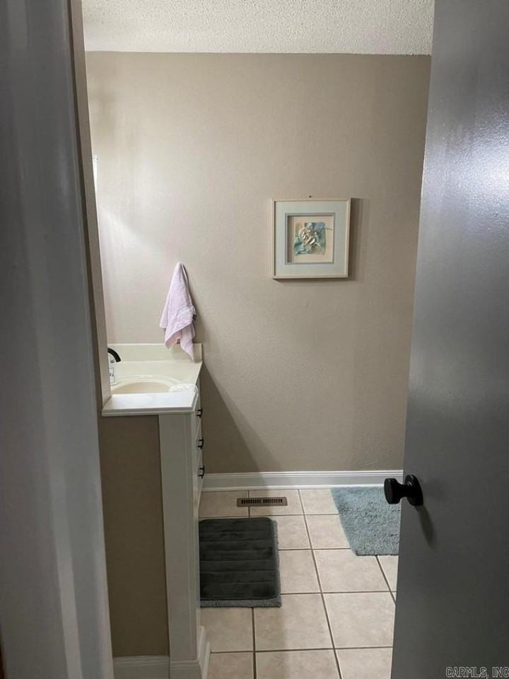 135 Hillview Unit 35 Drive - Photo 6 of 21
