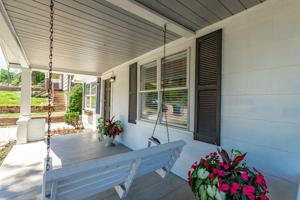 featured image of 1209 Hanover St