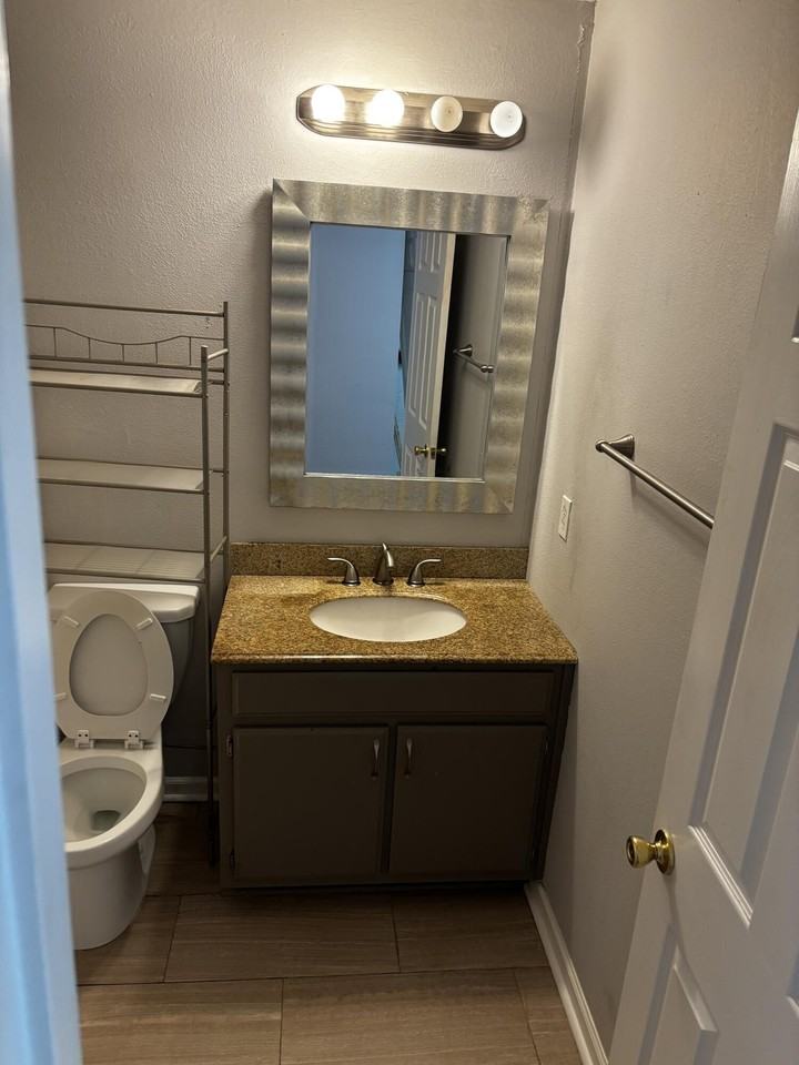 3937 Allgood Ct - Photo 7 of 11