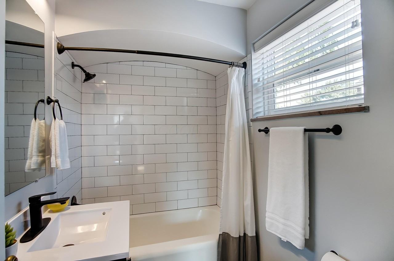 1440 Elmwood Ave - Photo 3 of 16