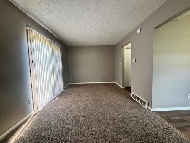 2621 Woodsedge Rd - Photo 2 of 13