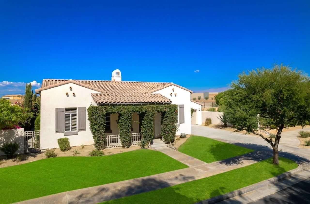 79700 Desert Willow St - Photo 3 of 39