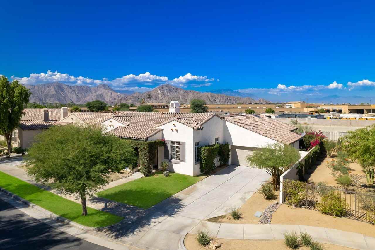 79700 Desert Willow St - Photo 5 of 39