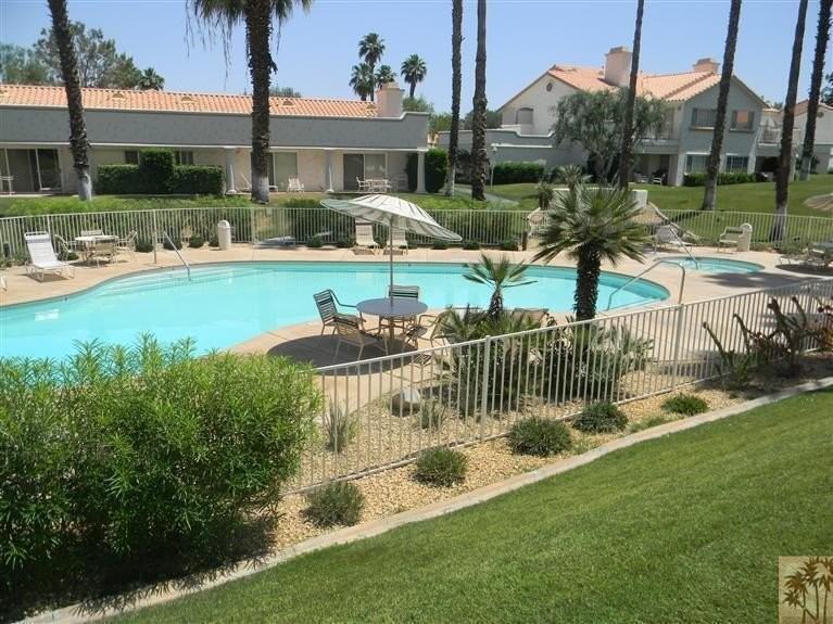 160 Desert Falls Cir - Photo 2 of 25