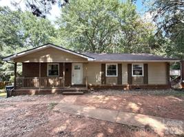 featured image of 9411 Loblolly Ln
