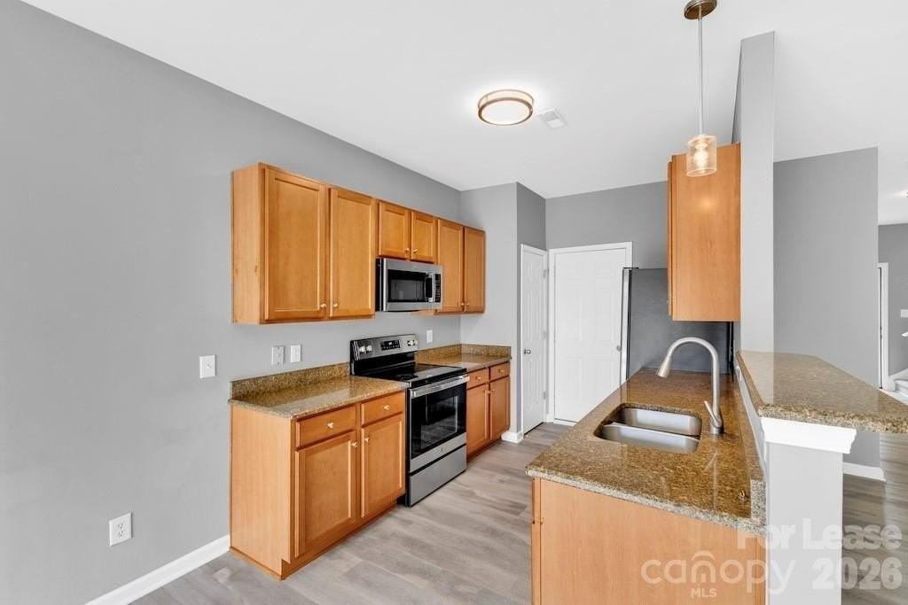 9598 Walkers Glen Dr Nw - Photo 3 of 27