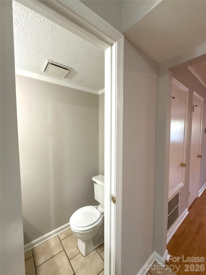 11016 Hunter Trail Ln - Photo 6 of 11