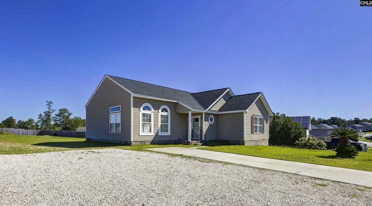 331 Woodcote Dr - Photo 3 of 26