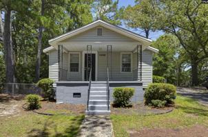 featured image of 1330 Kingston Rd