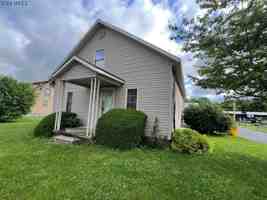 featured image of 378 Locust St