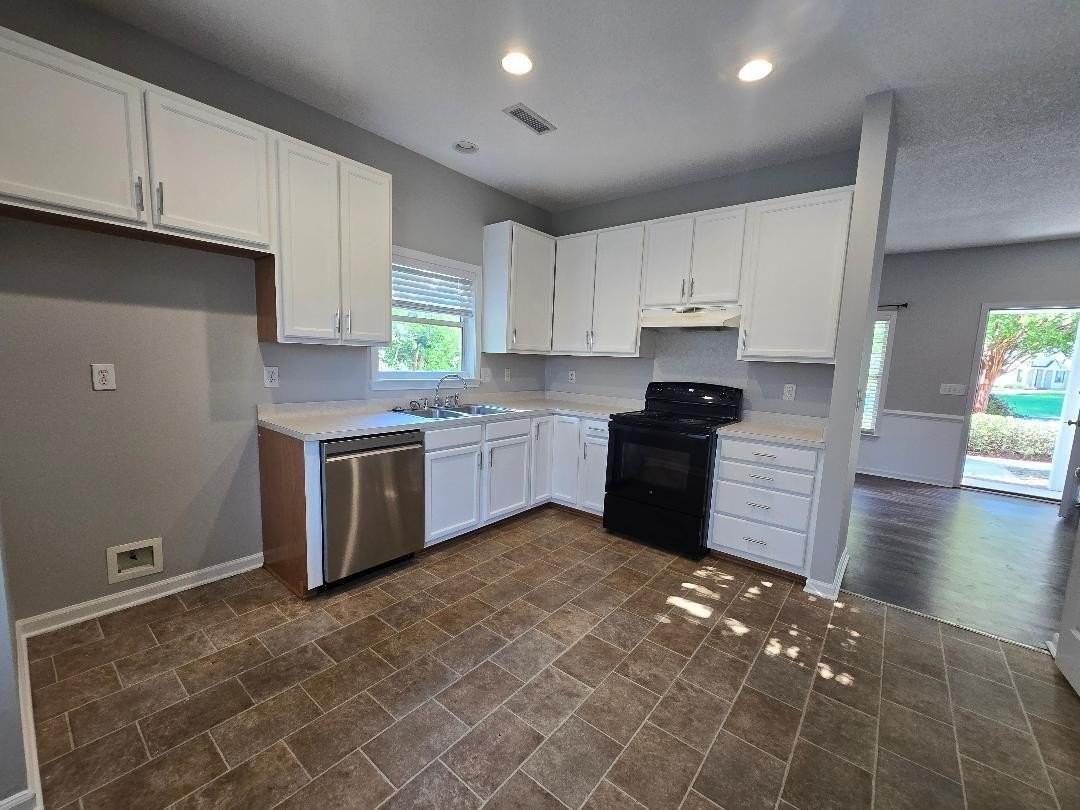 1566 Clark Sound Cir - Photo 5 of 23