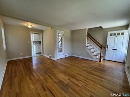 featured image of 1164 Whitney Ave #J