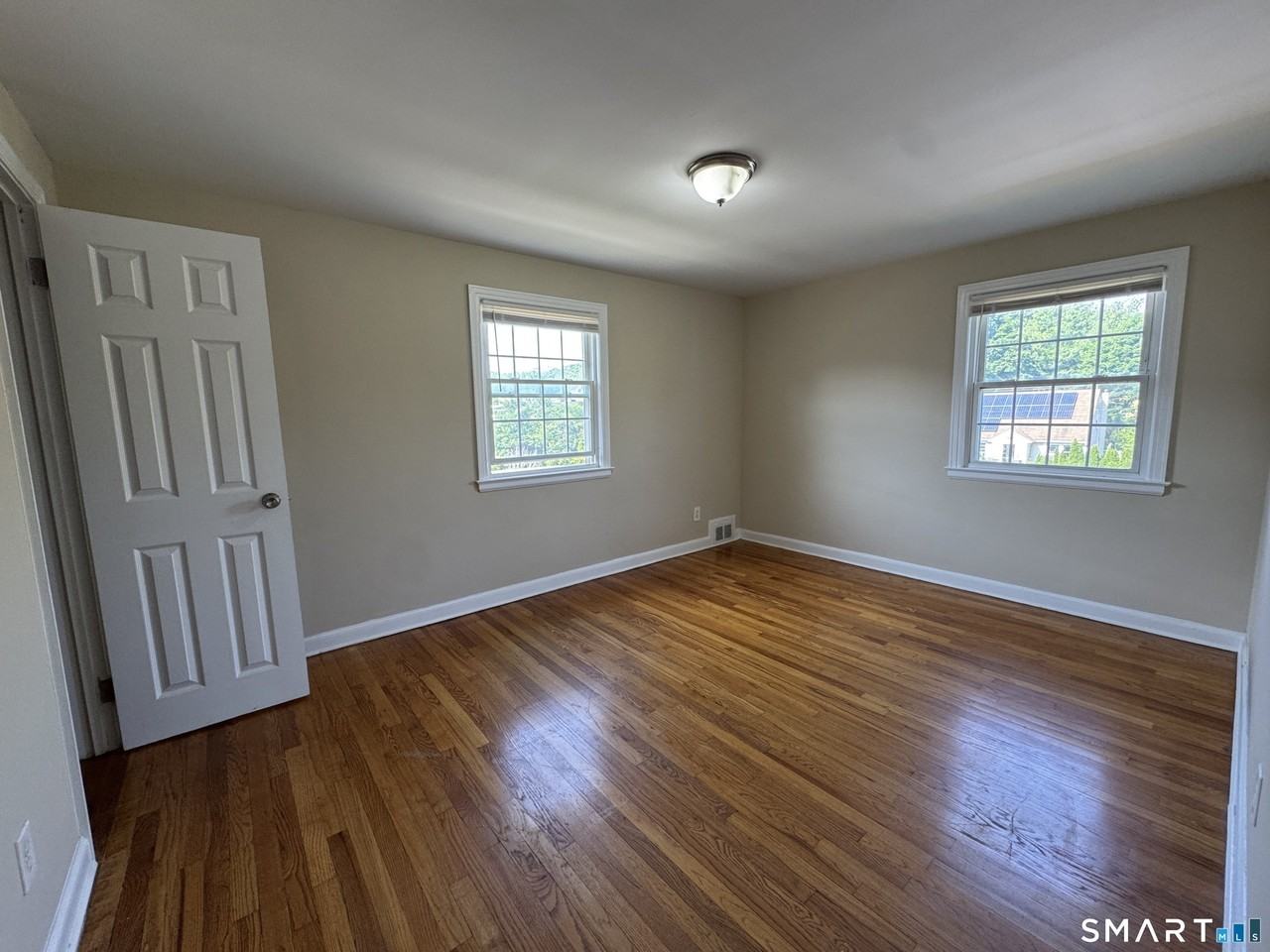 1164 Whitney Ave #J - Photo 6 of 12