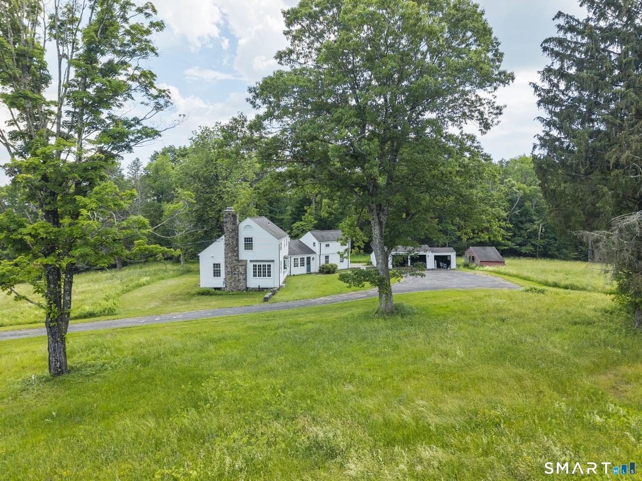 444 Cherry Brook Rd - Photo 6 of 40
