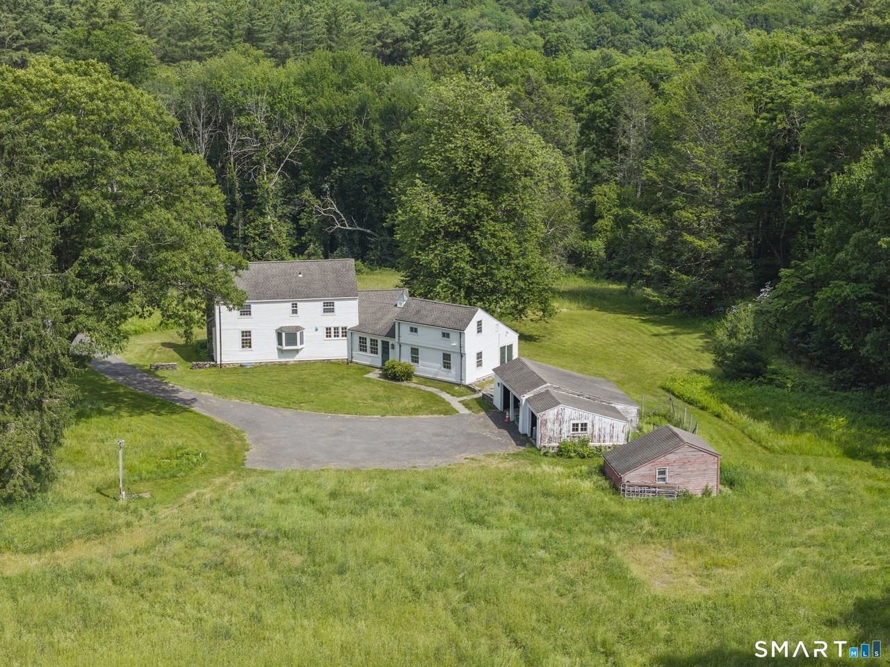 444 Cherry Brook Rd - Photo 7 of 40