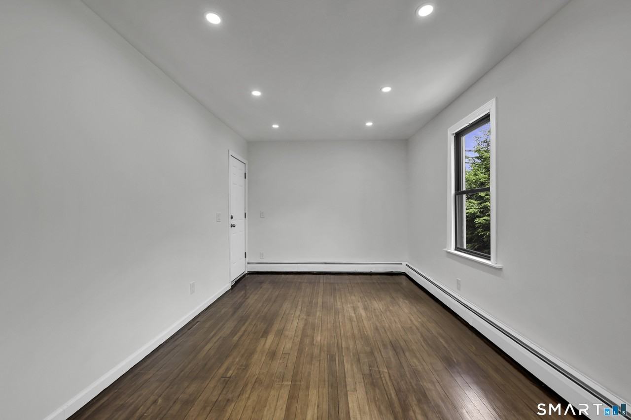 54 Overlook Ave #1 - Photo 4 of 15