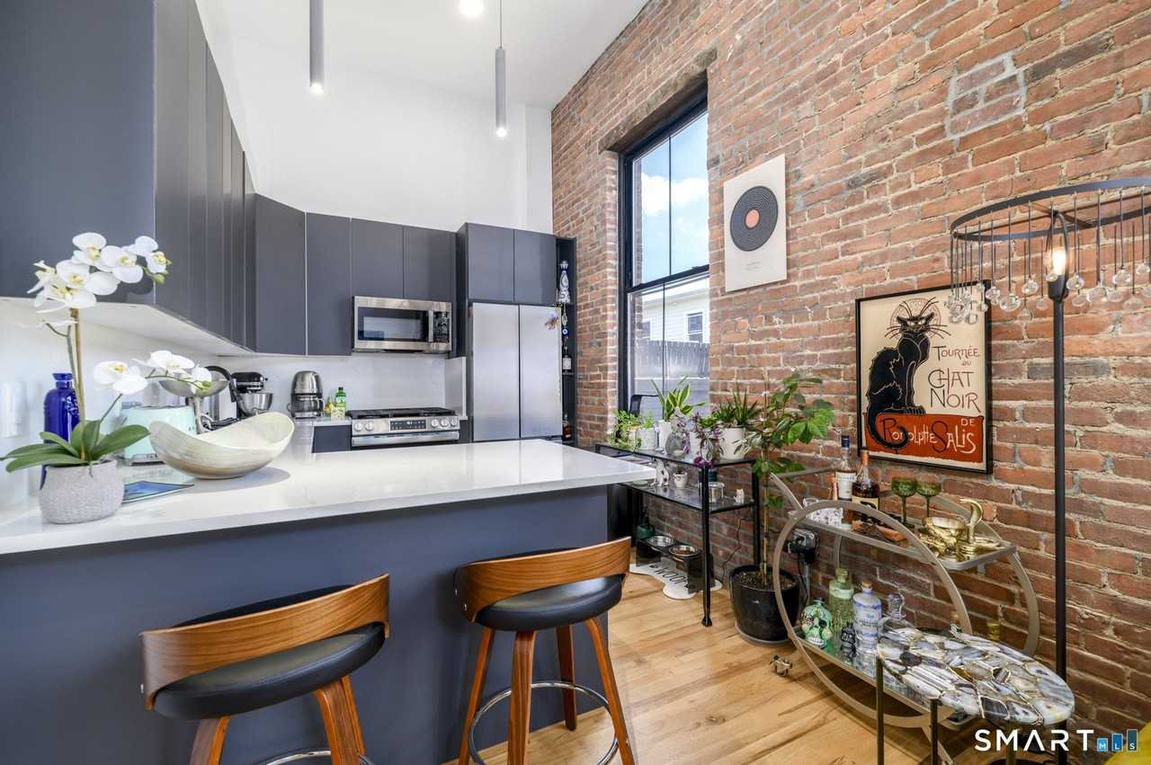 10 Commerce St #3F - Photo 2 of 16