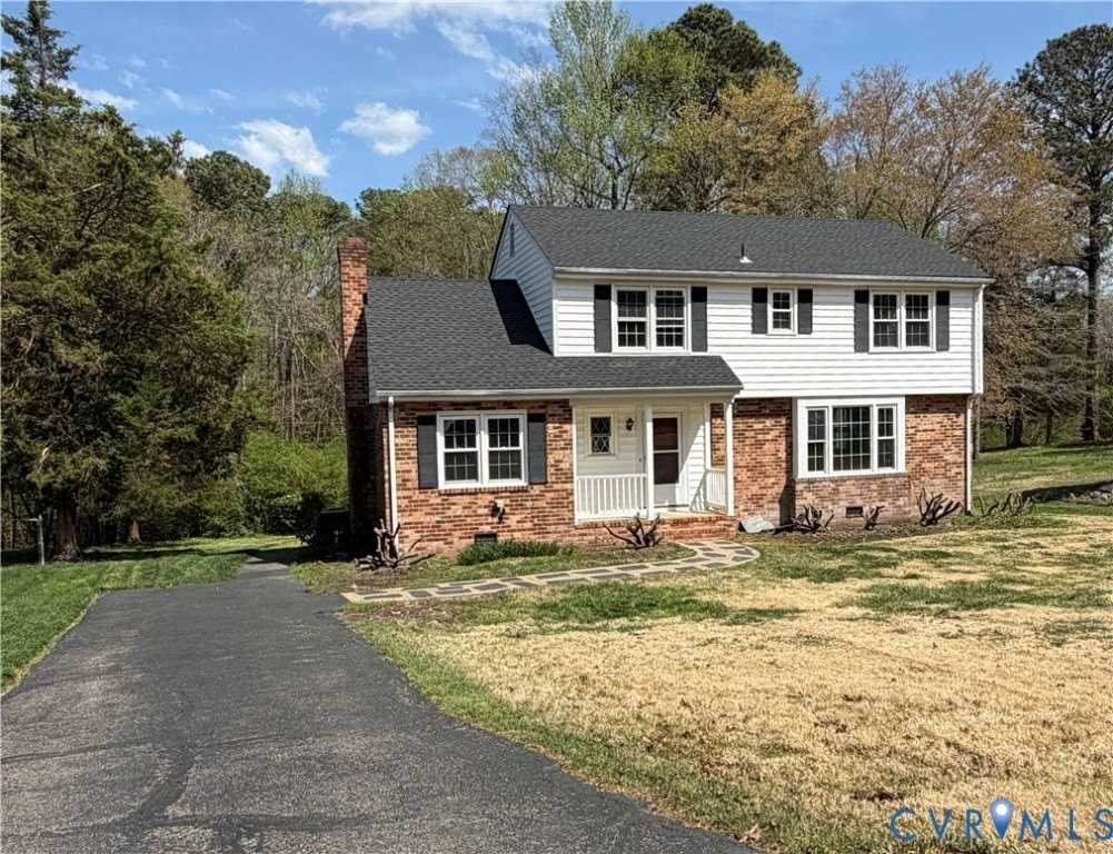 11402 Creekside Dr - Photo 2 of 24