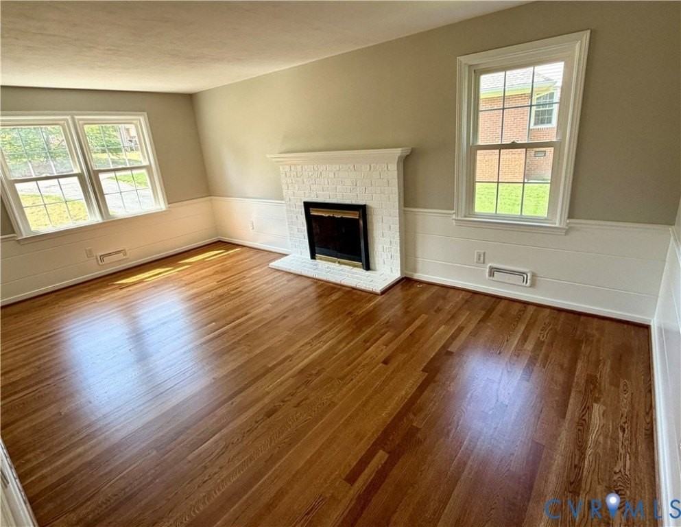 11402 Creekside Dr - Photo 5 of 24