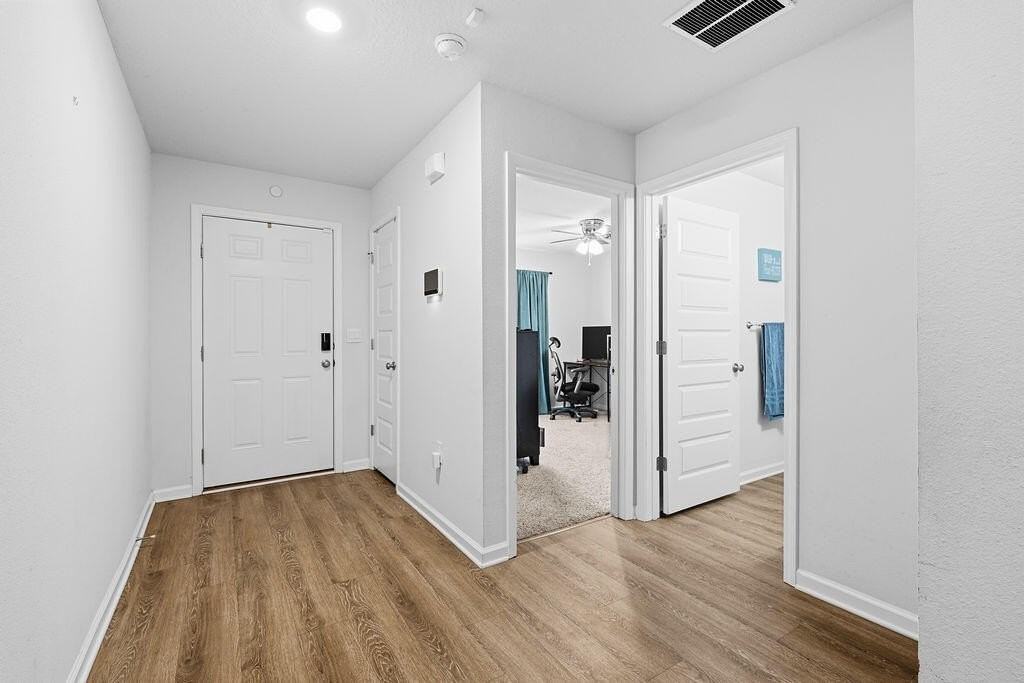 417 Scarborough St - Photo 5 of 36