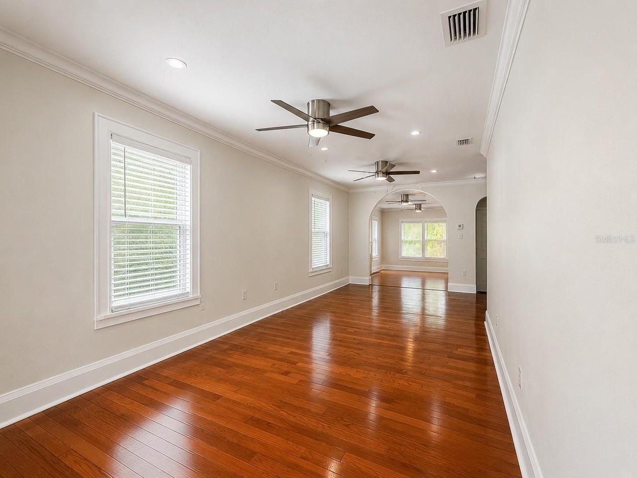 6017 S 2nd St - Photo 5 of 14