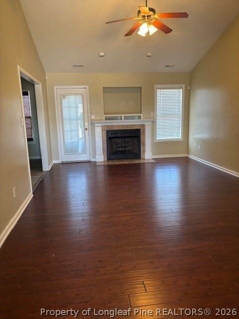 1422 Mingary Ave - Photo 3 of 11