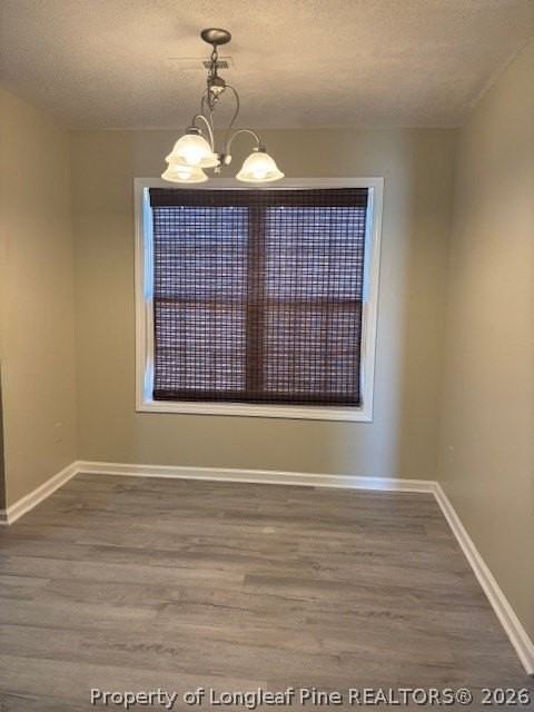 1422 Mingary Ave - Photo 6 of 11