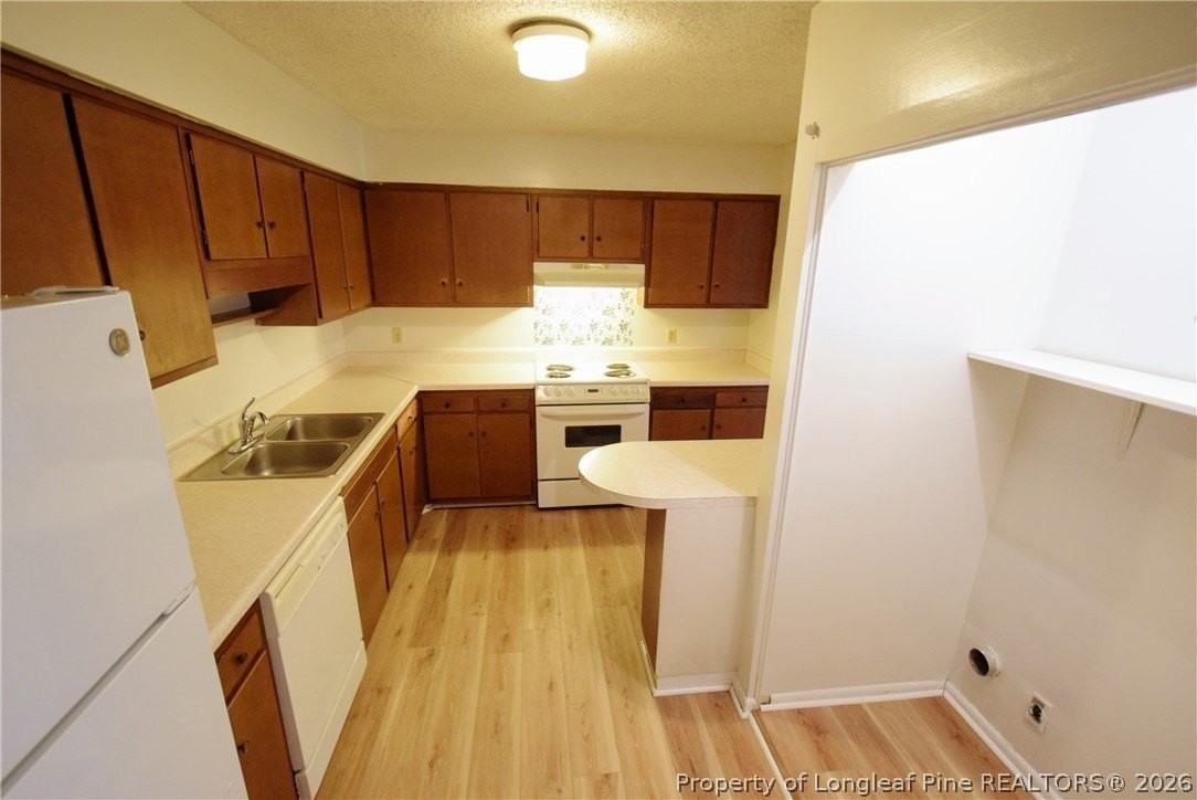 599 Winding Creek Rd #B - Photo 4 of 15