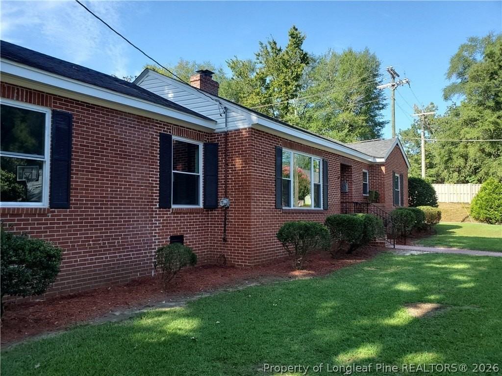 1015 Brook St - Photo 2 of 31