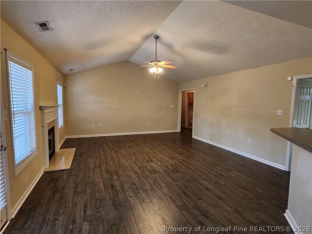 3347 Broomsgrove Dr - Photo 3 of 33