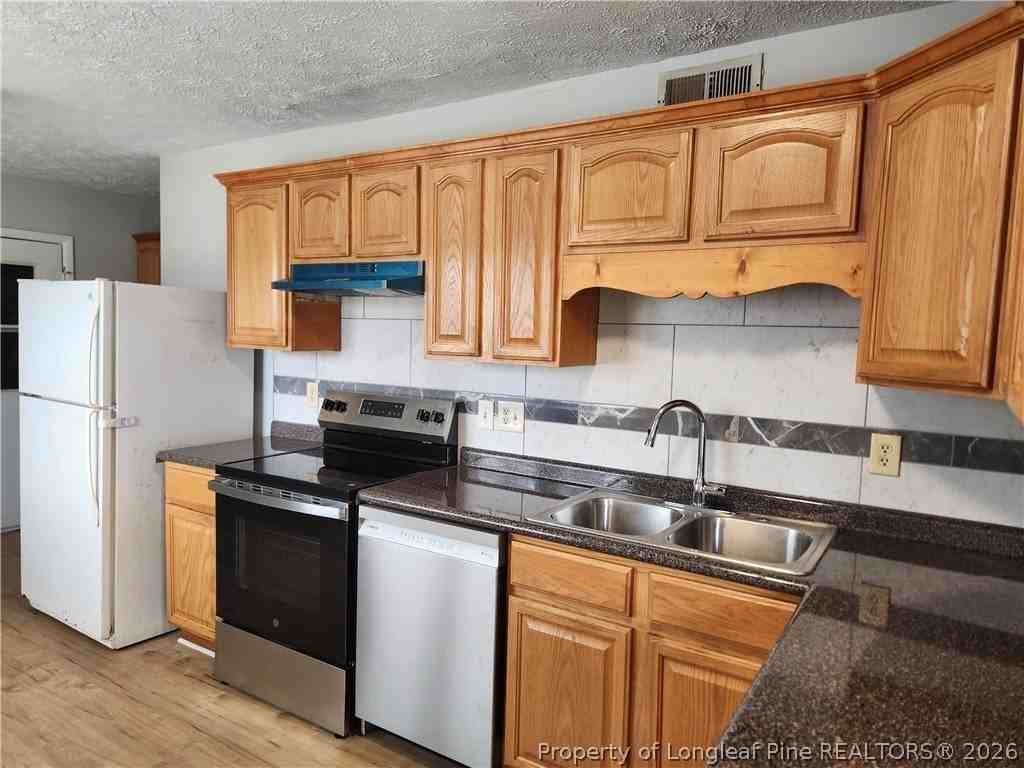 6301 Bretton Woods Dr - Photo 4 of 14