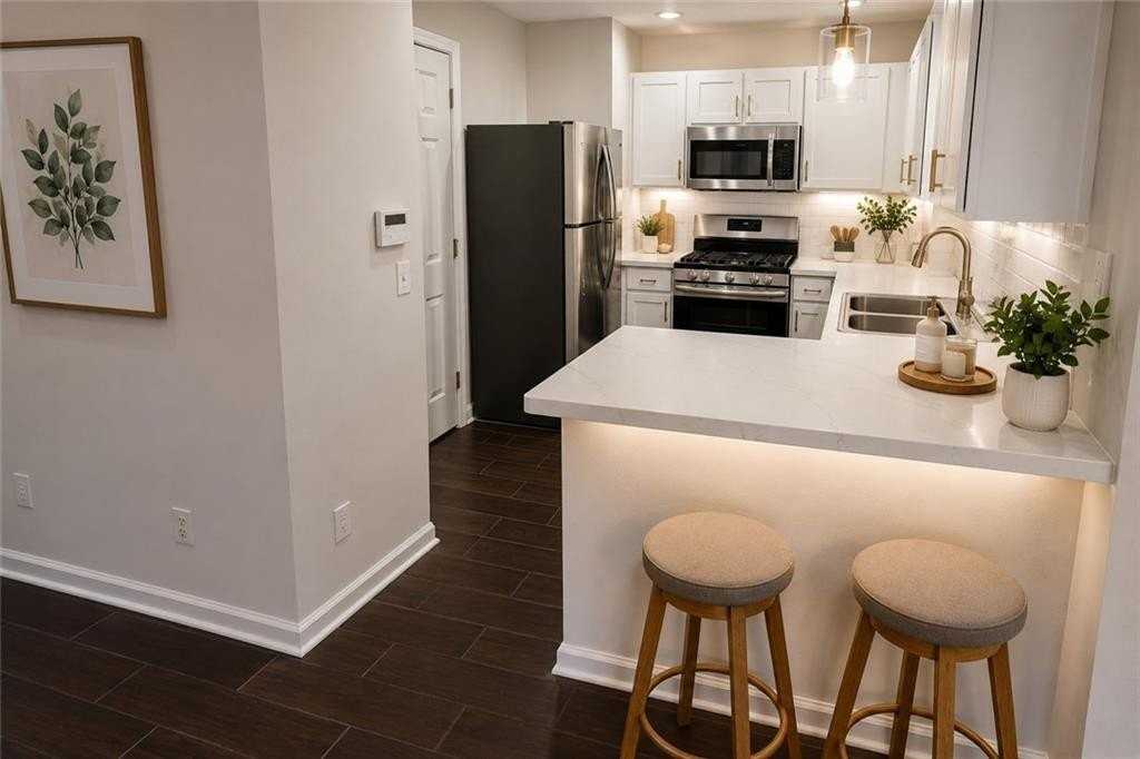 2040 Keenland Ct - Photo 4 of 11