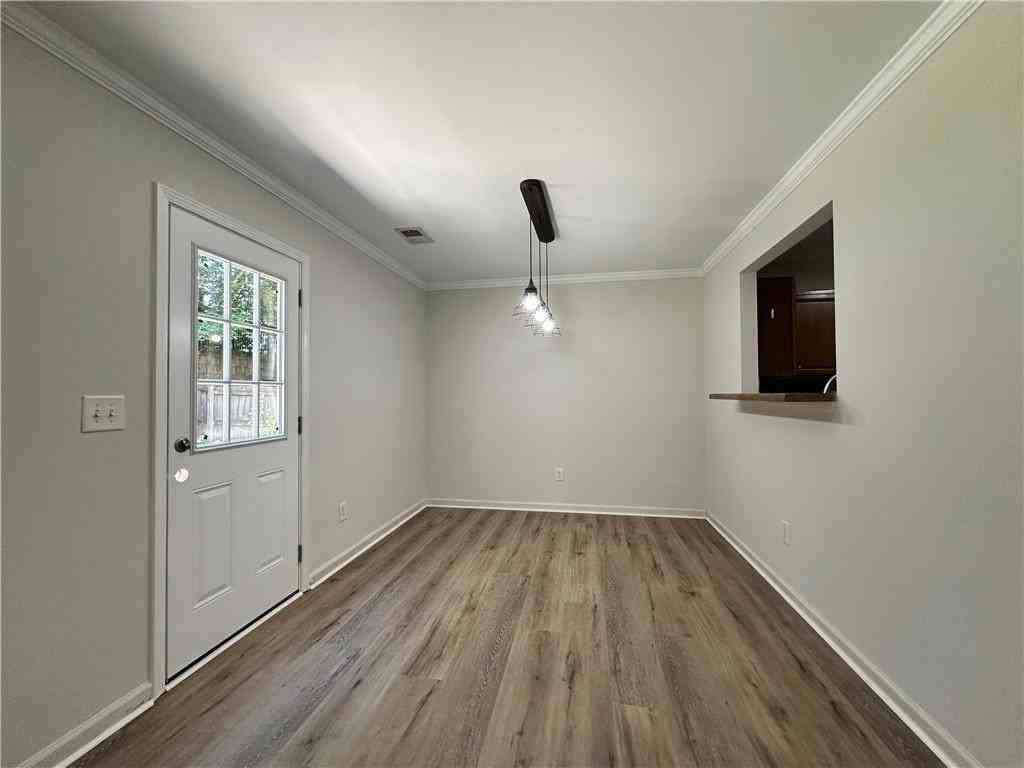 3340 Griffin Way - Photo 4 of 11