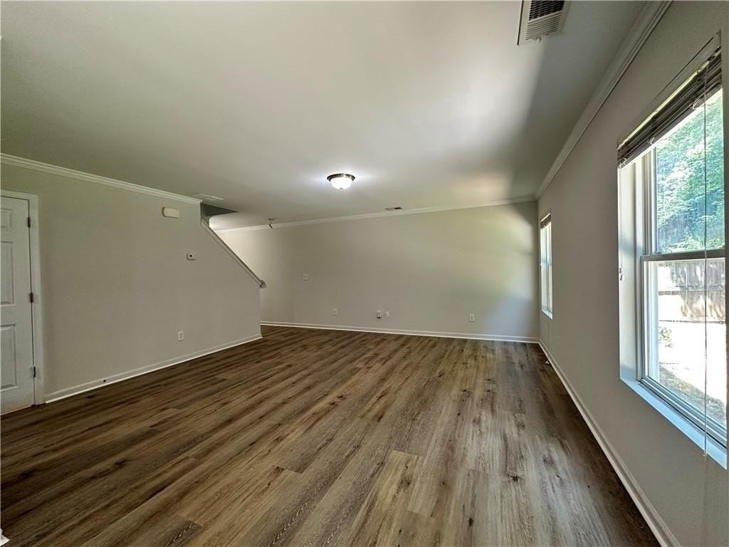 3340 Griffin Way - Photo 5 of 11